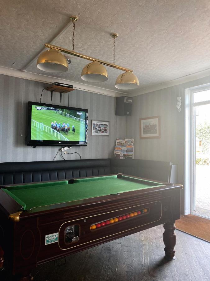 Hotel The Whistle And Flute Barnetby le Wold Exterior foto